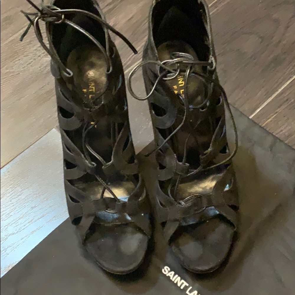 Yves Saint Laurent black lace platform heels - Picture 2 of 10